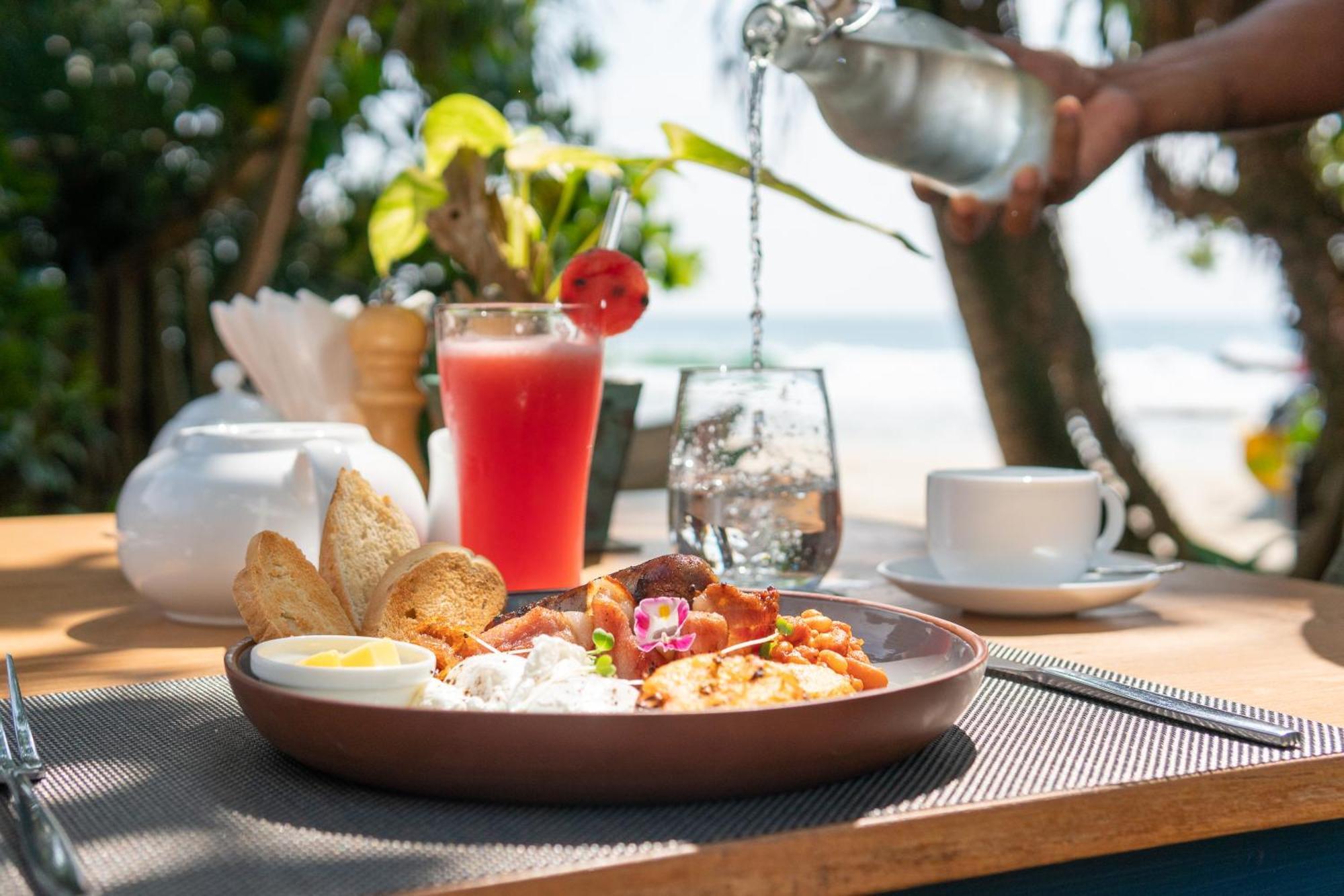Halcyon Mawella Hotel Tangalle Ngoại thất bức ảnh